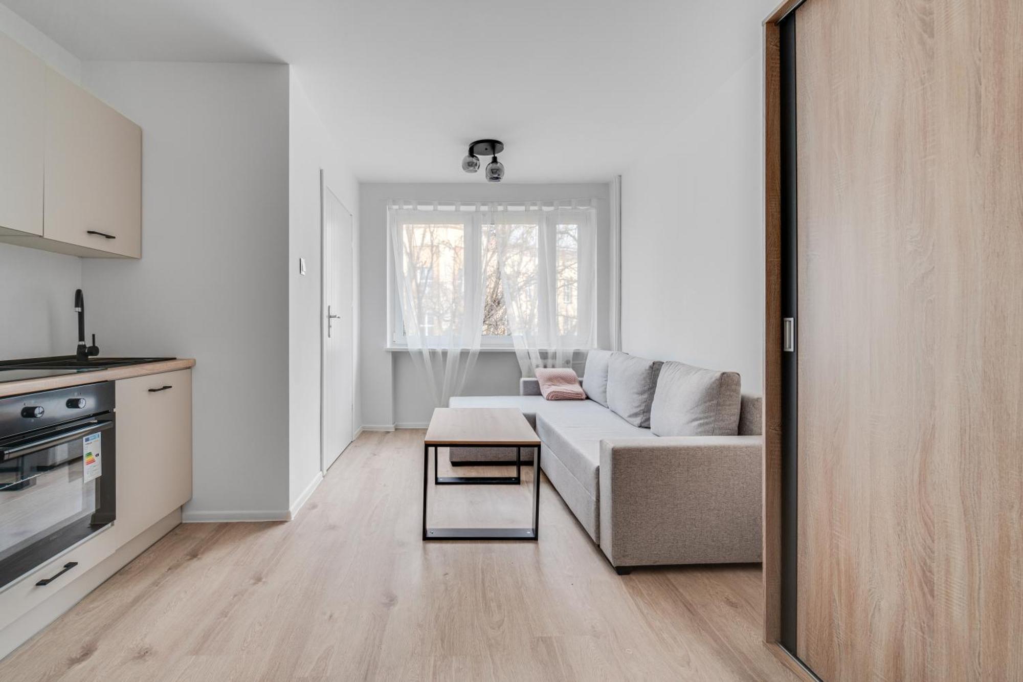 Pl Orlat Lwowskich 7 By Homeprime * Wrocław